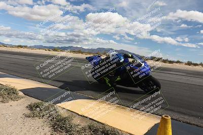 media/Nov-16-2025-Race Pace (Sun) [[8c5fa54630]]/Verified Riders/6-Turn 10 Inside (1145am)/